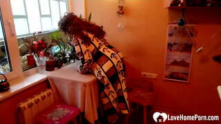 Yeye alikuwa amevaa lingerie moto na stocking hivyo mimi alikuwa na kutomba yake ngumu