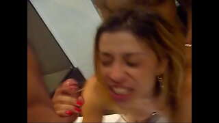 Te wahine me te pro-pakihi, me te ko to koutou tane i te mātakitaki