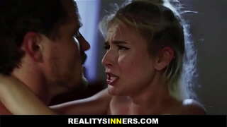 Cumming Juu Ya Kubwa Punda Wa Hatua Yangu Sis - RealitySinners.com