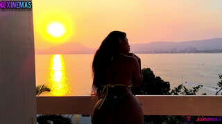 Casal handelen na varanda e gozando gostoso, terwijl boten passavam geen mar