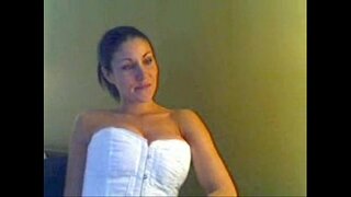 Viviana починає кончати