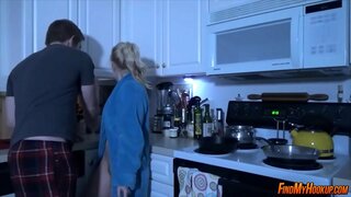 Cougar usiku kutomba