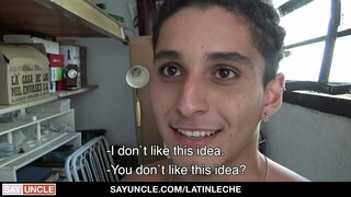 Ujenzi Kijana Sucks Jogoo Kwa Ajili Ya Fedha Ya Ziada