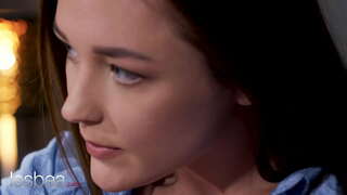 Lesbea Alya Kabisa facesitting na kimapenzi ngono na Czech babe katika visigino